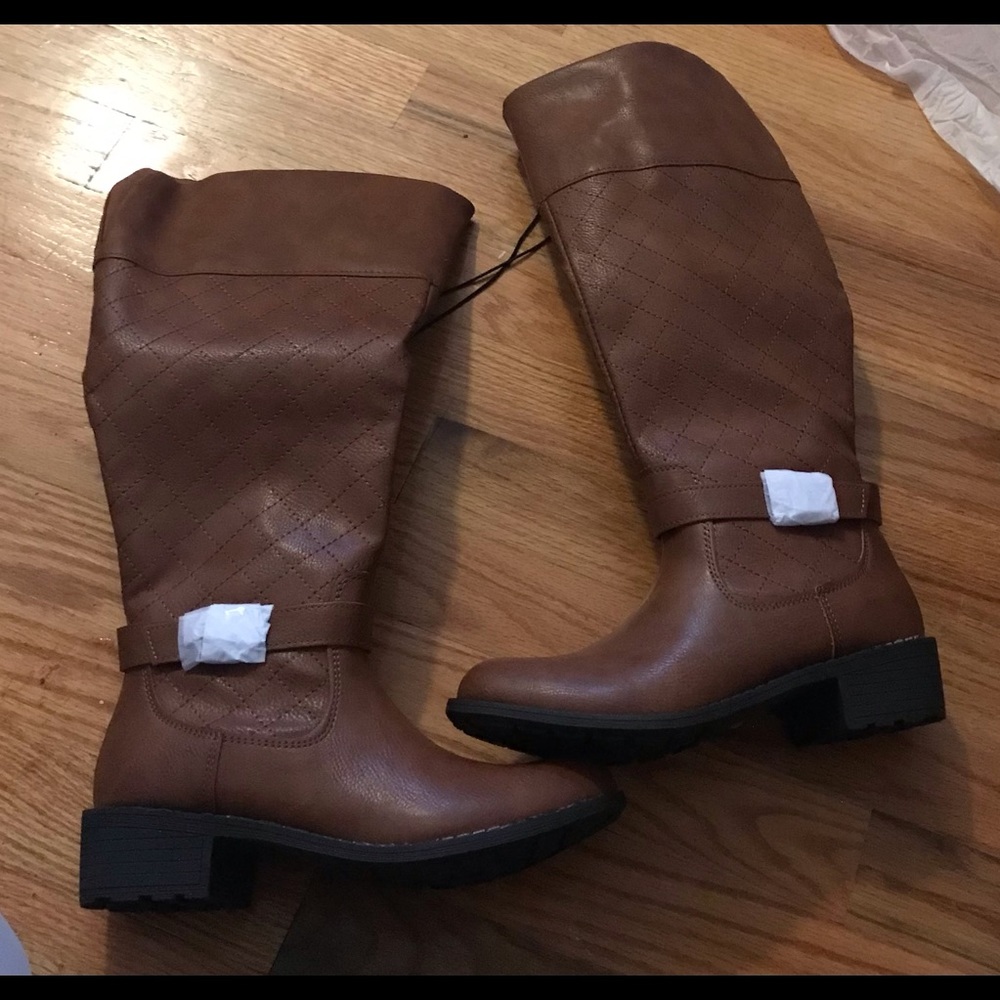 Brown riding 👢boots